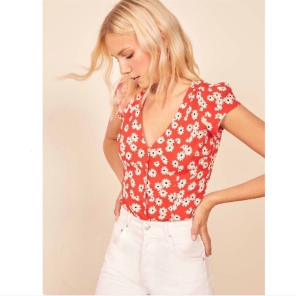 Reformation Bella Oopsie Daisy Red V-Neck Button Blouse